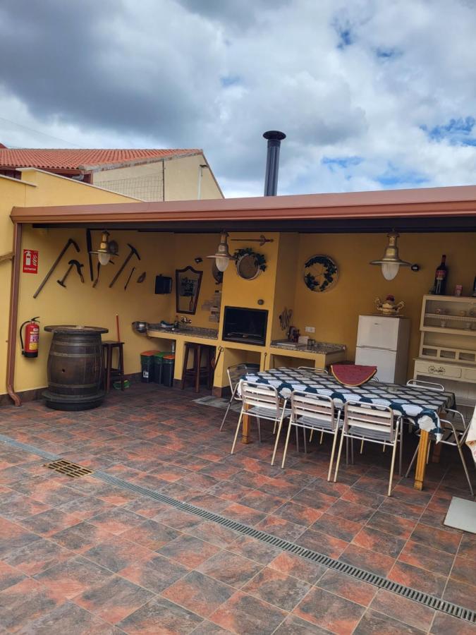 La Pedrosa Casa Rural Camarzana de Tera ภายนอก รูปภาพ